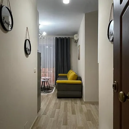 Comfort Center Apartament Tirana